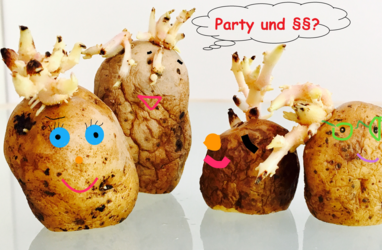 Kartoffelmännchen und-weibchen denken über Rechte bei einer Party nach.